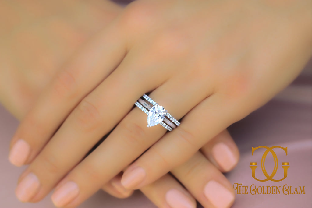 Pear Shaped Engagement Ring Set, Stackable Rings Women, Bridal Jewelry Set, Water Drop Wedding Ring, Tear Drop Ring, Pear Cut Bridal Set