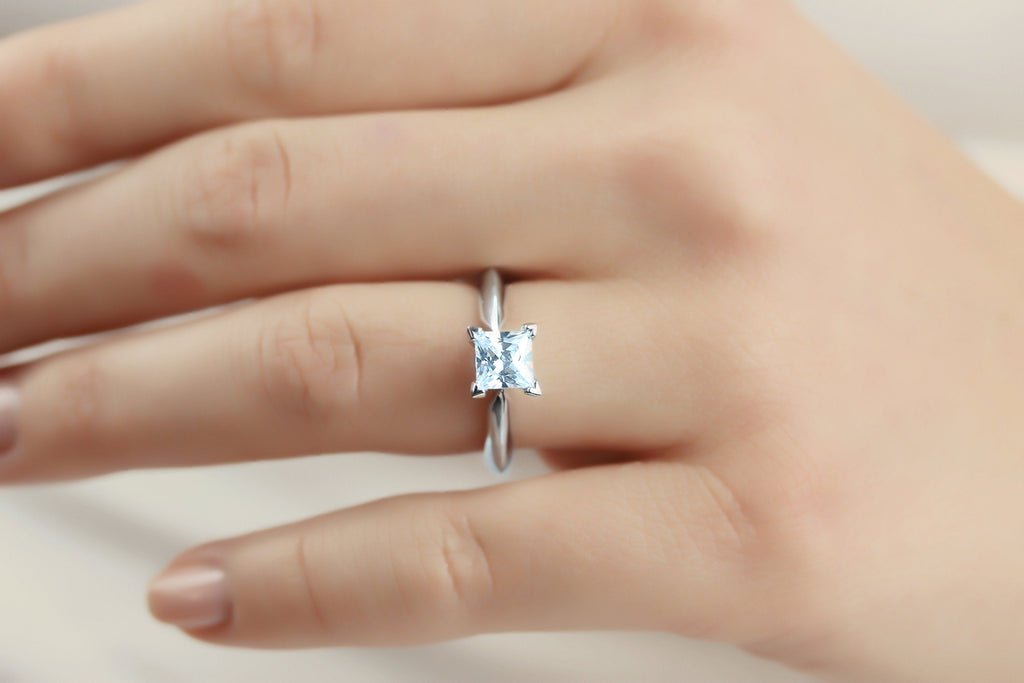 Men's Single Beveled Edge Diamond Wedding Ring in White Gold 10K 6mm 1  Diamond 0.05ct Size 10 | MADANI Rings