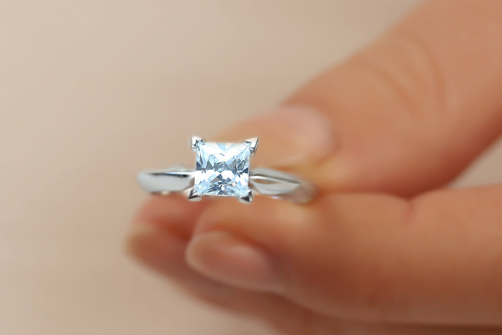 0.86 Carat Princess Cut Diamond Solitaire Style Engagement Ring